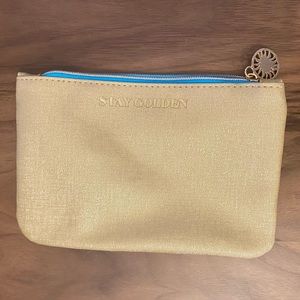 Ipsy Stay Golden Glam Bag